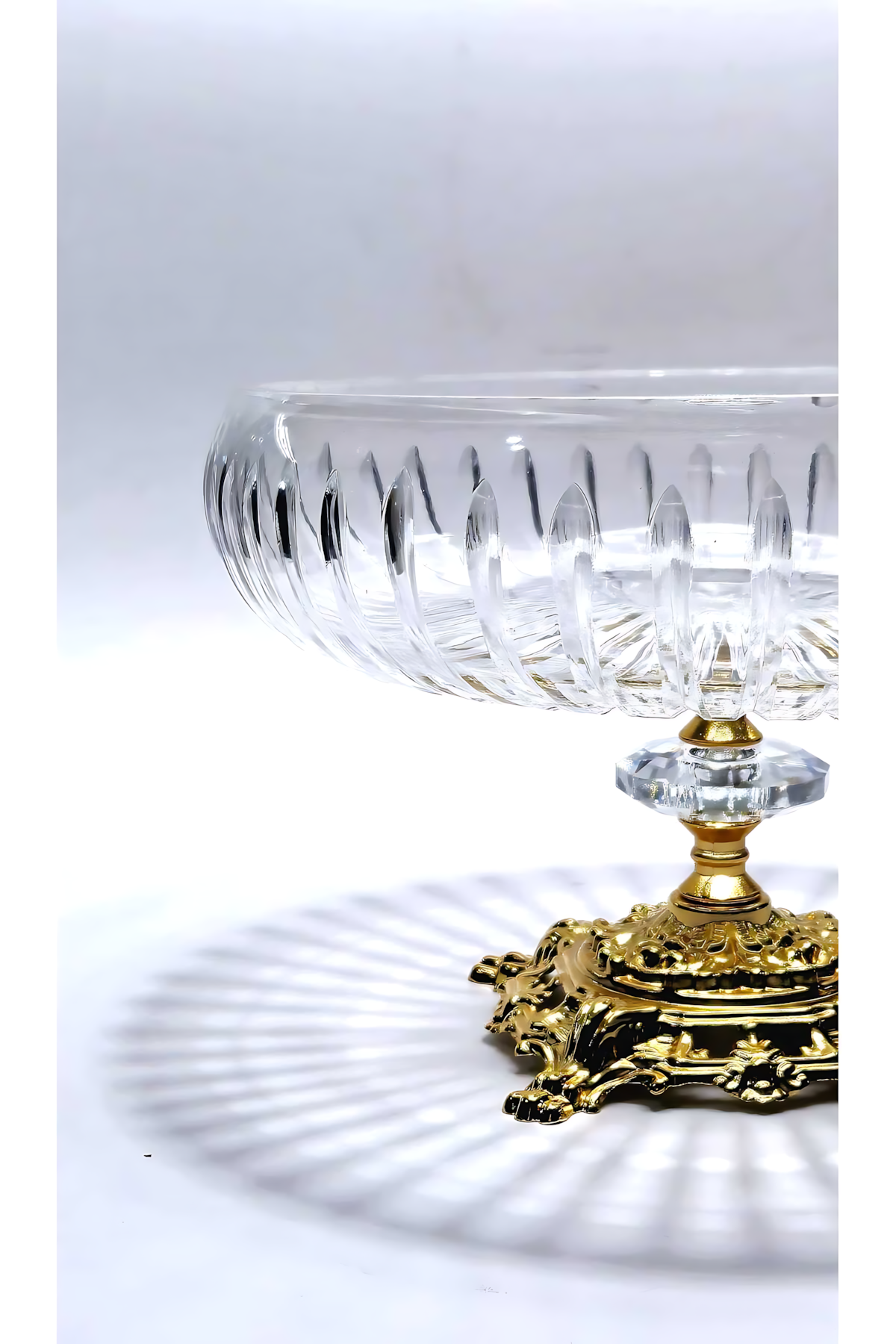 El Yapımı Kristal Dekoratif 22cm Kesme Kristal Gold Ayak Cam Kase Vertical Desen