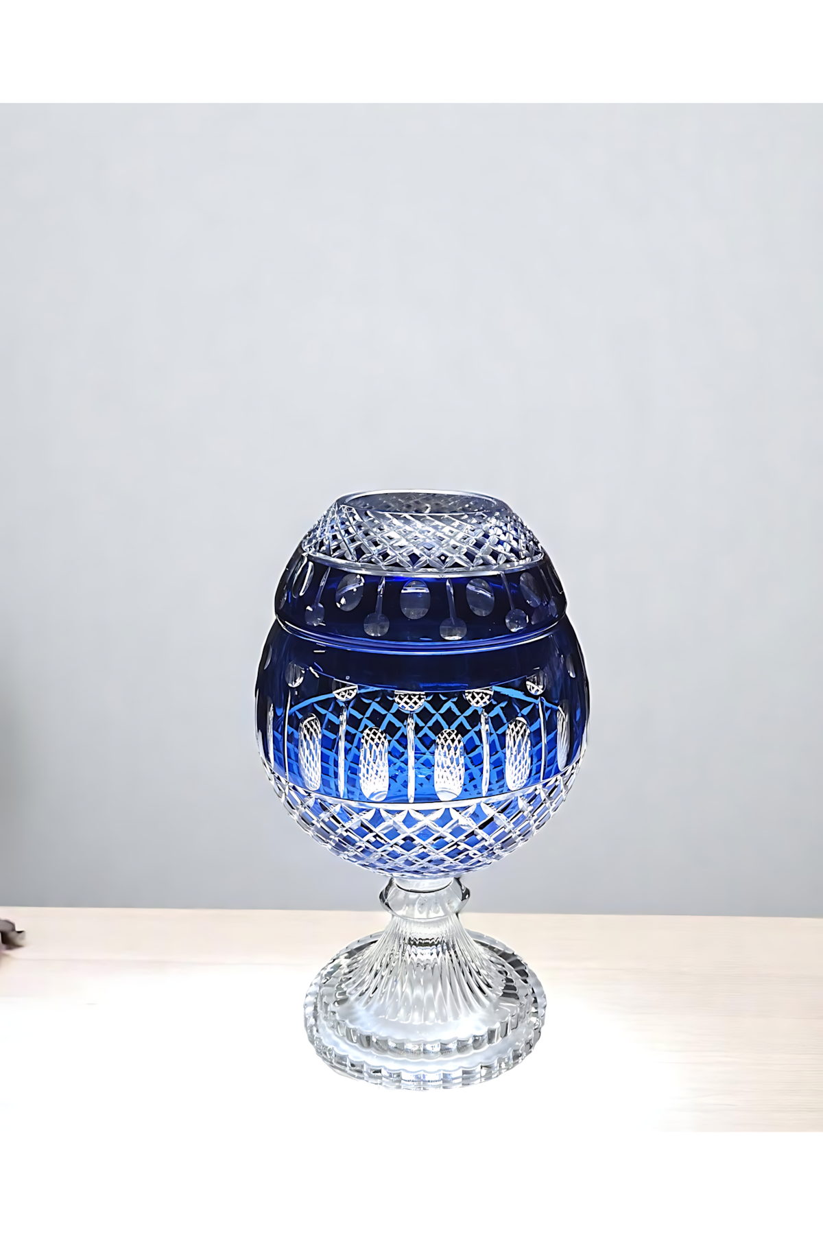 El Yapımı Kristal Dekoratif Venüs Beykoz Desen Büyük Ayaklı Peçetelik Mumluk