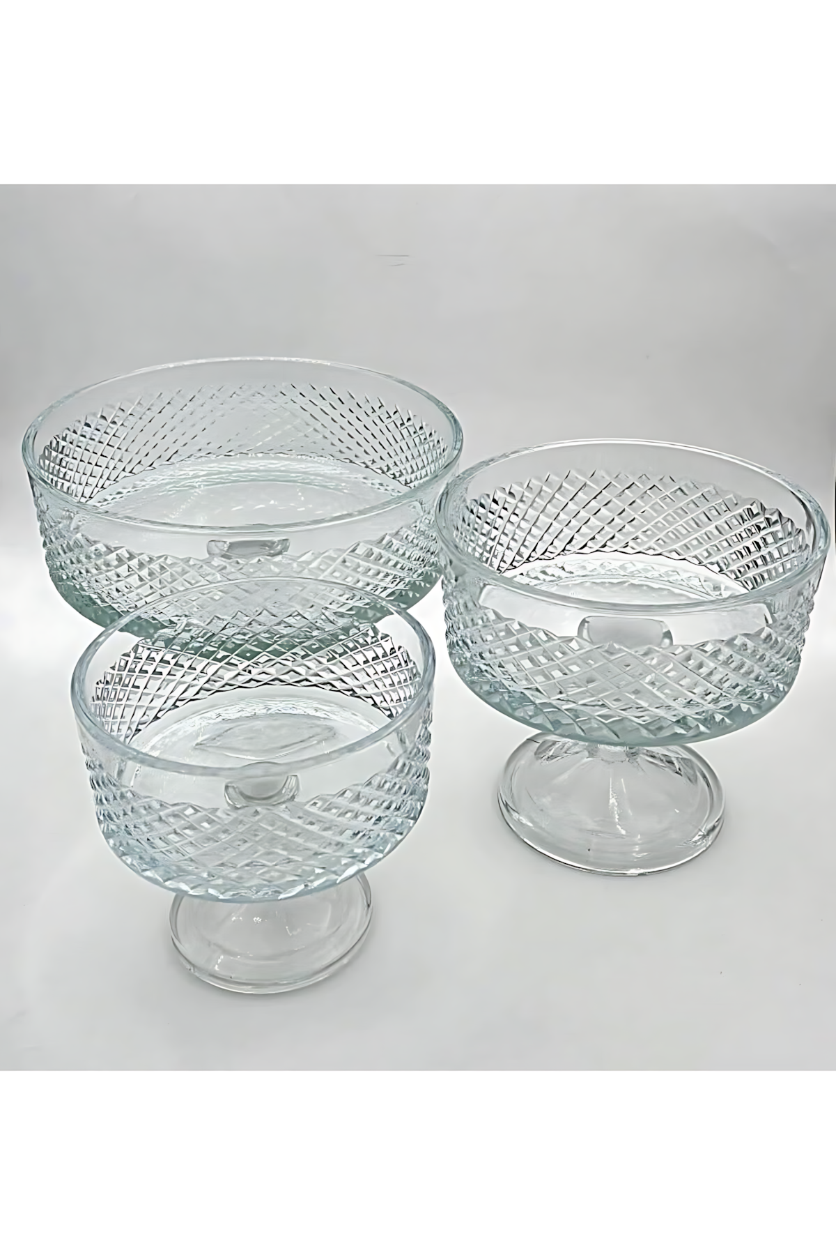 El Yapımı Kristal Dekoratif Karizma Desenli Şeffaf 25-19-16 Cm Sunumluk Ayaklı Kase Set 3'lü