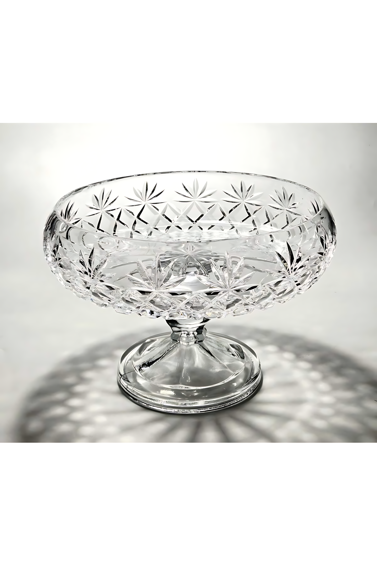 El Yapımı Kristal Dekoratif Palm Desenli 28 Cm Sunumluk Kase