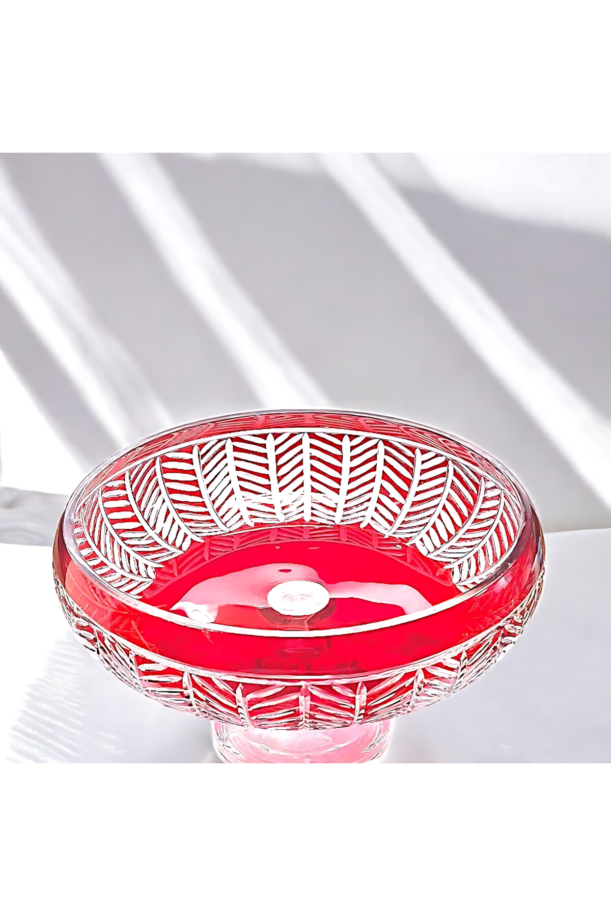 El Yapımı Kristal Dekoratif 28cm Kesme Kristal Paris Kırmızı Ayaklı Kase Milas Desen