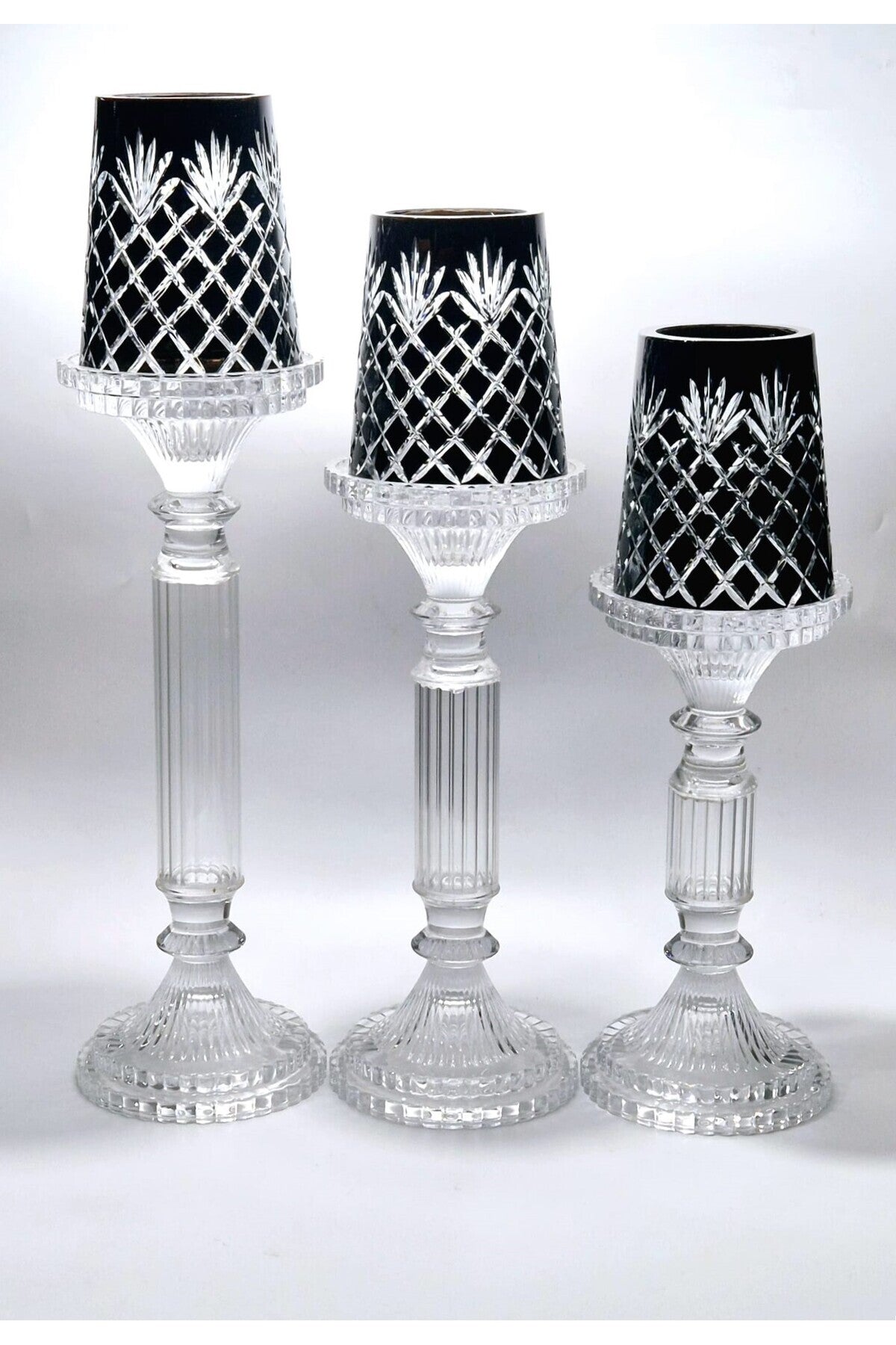 El Yapımı Kristal Dekoratif Desenli Şeffaf Lüks Mumluk Şamdan Set 3'lü