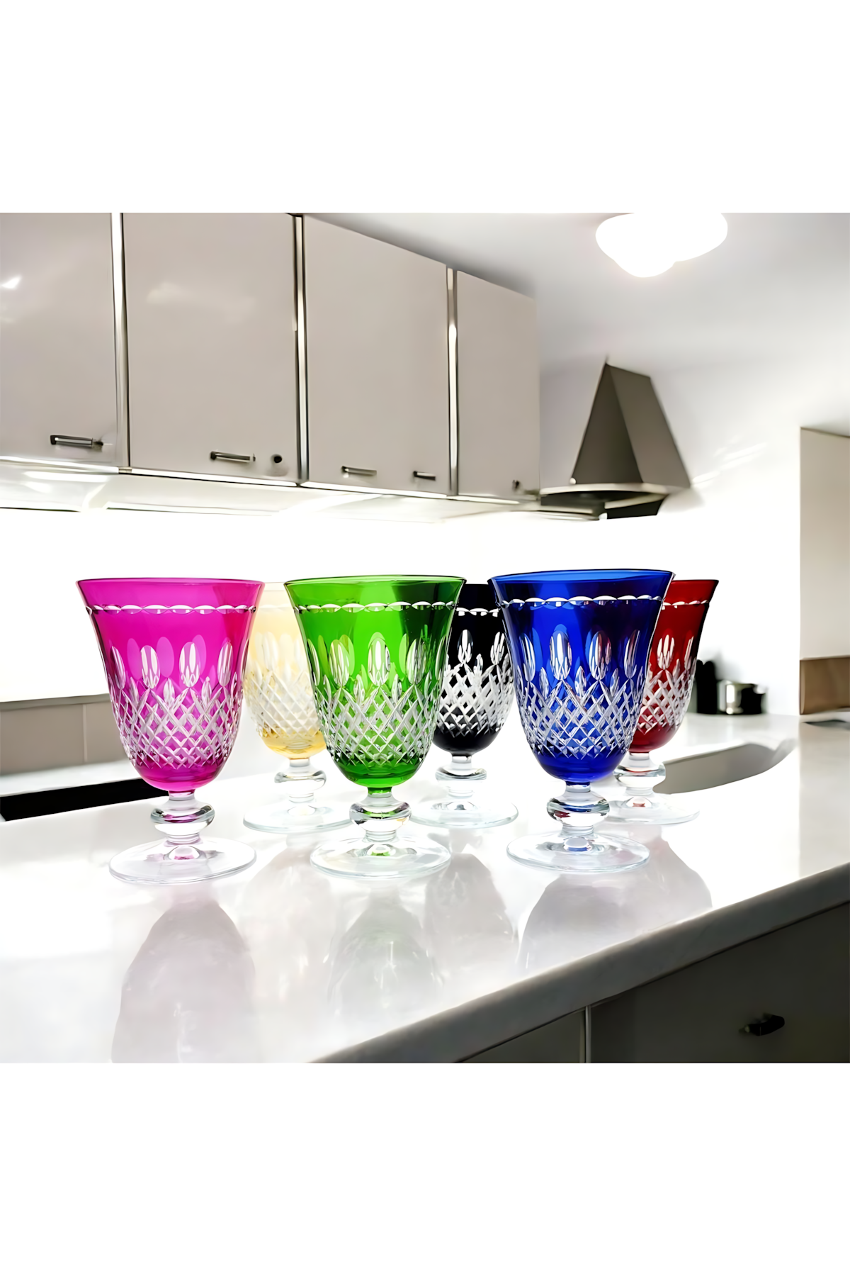 El Yapımı Kristal Dekoratif 6 Parça Royal Renk Lüks Ayaklı Meşrubat 280ml Yemek Masası İçin Uygundur