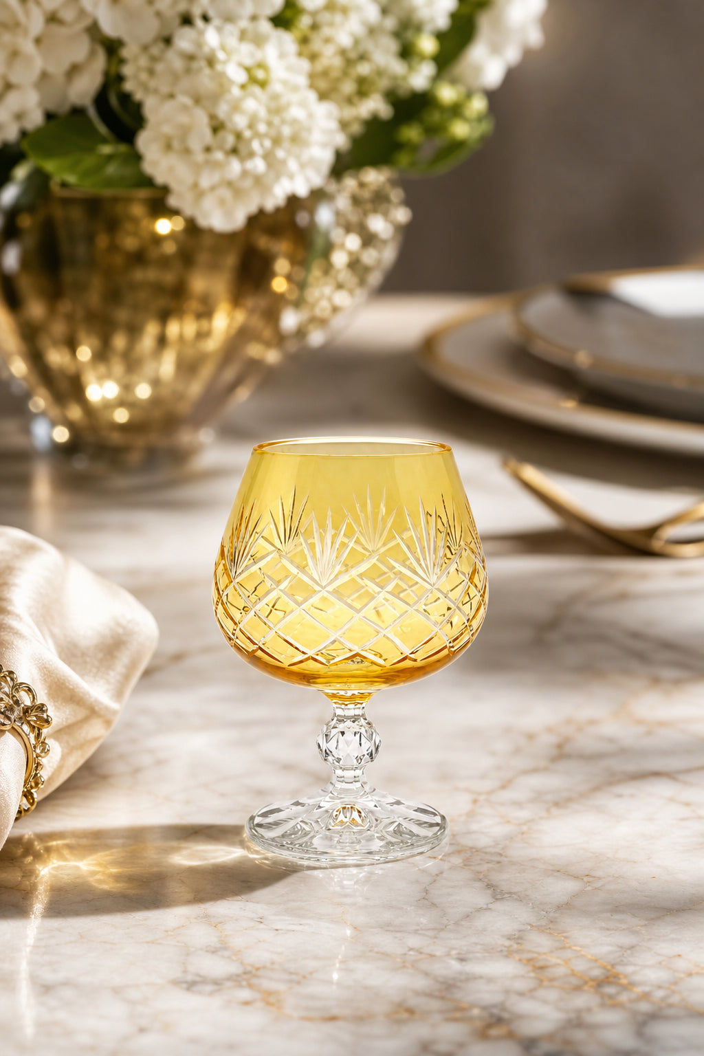 Sarı Bohemia Kristal Ayaklı Kadeh 250 cc - Kahve Yanı Su Bardağı, 1 Adet