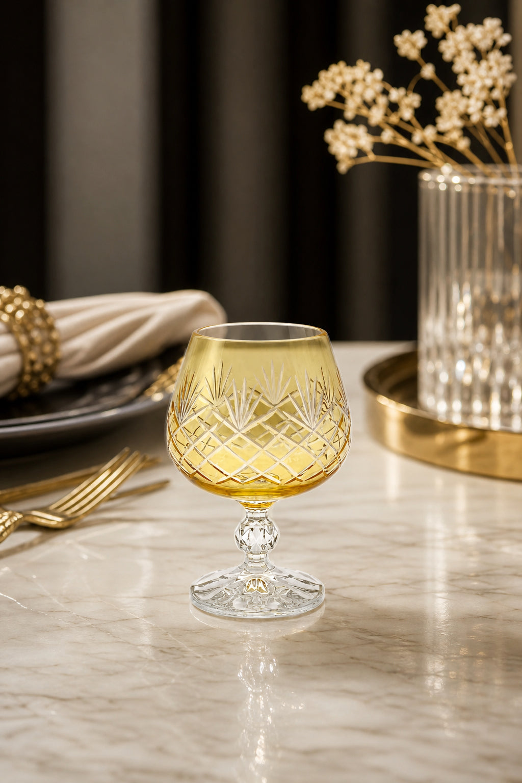 Sarı Bohemia Kristal Ayaklı Kadeh 250 cc - Kahve Yanı Su Bardağı, 1 Adet