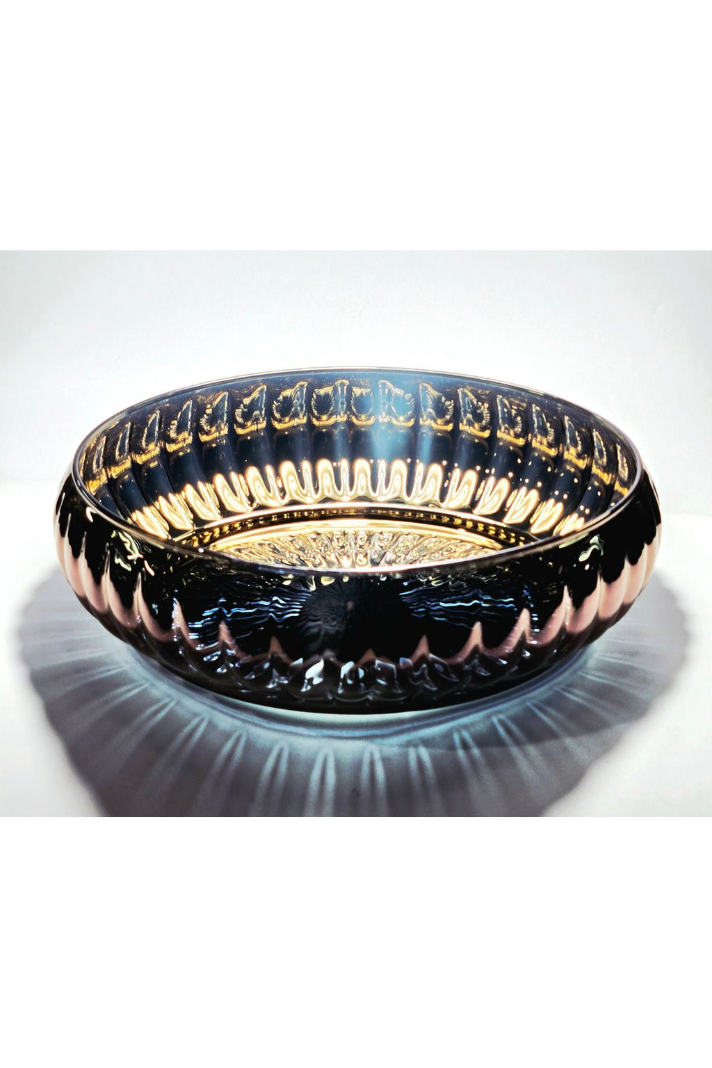 El Yapımı Titanyum Kaplama Bakır Renk Dekoratif Sunumluk Meyvelik Kase