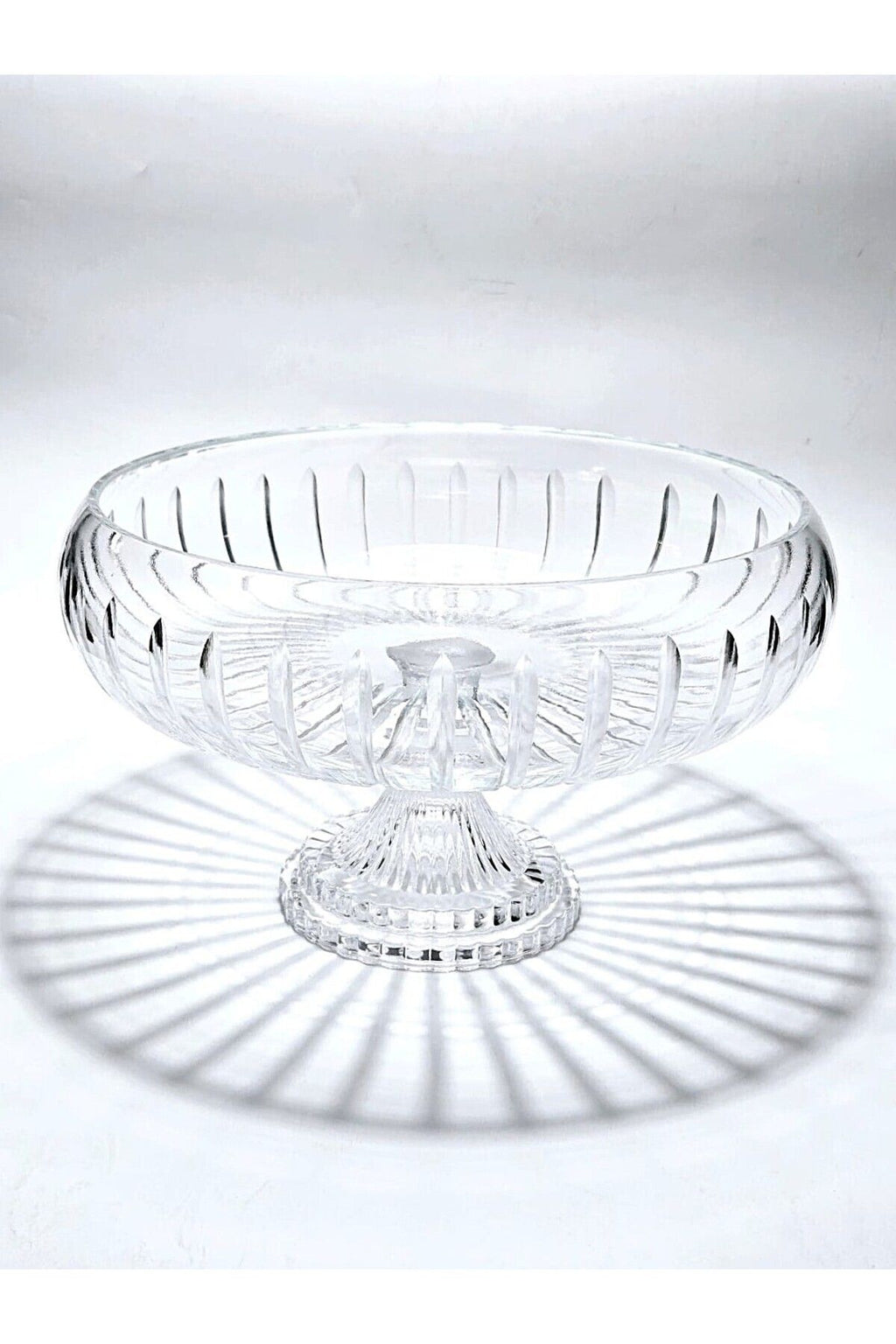 28 Cm Kesme Ayaklı Kristal Kase Vertical