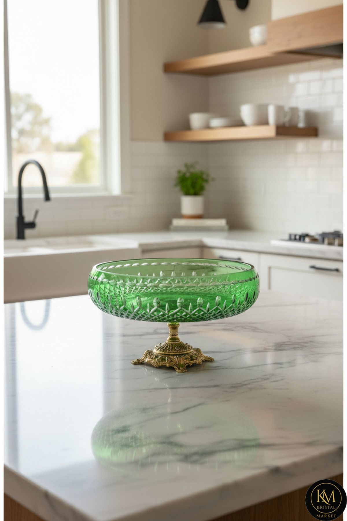 KRİSTAL KESME GOLD AYAK YEŞİL KASE Ürün ana görseli