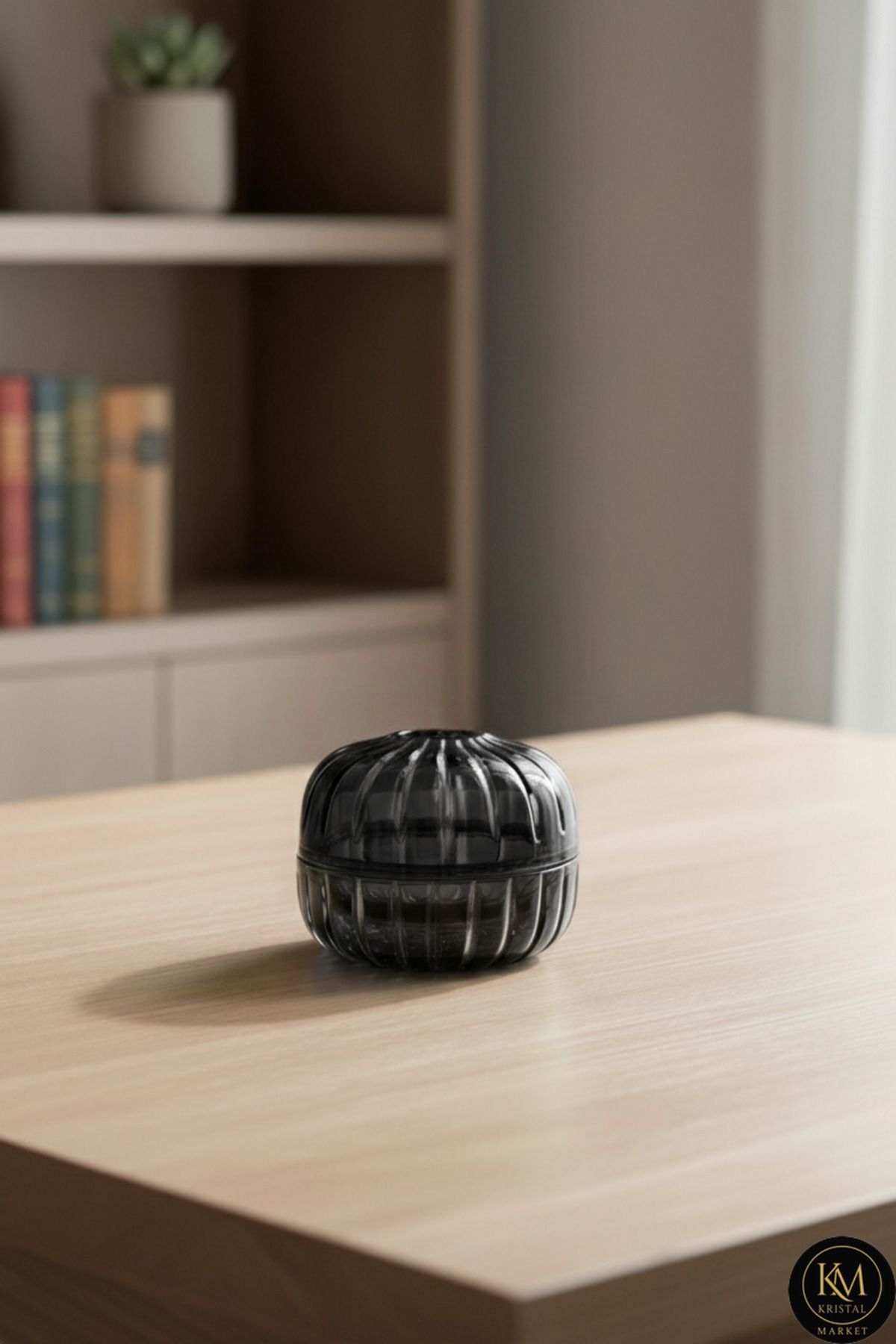 El Yapımı Kristal Vertical Desenli Dekoratif Sunumluk Kapaklı Peçetelik Mumluk Ürün ana görseli