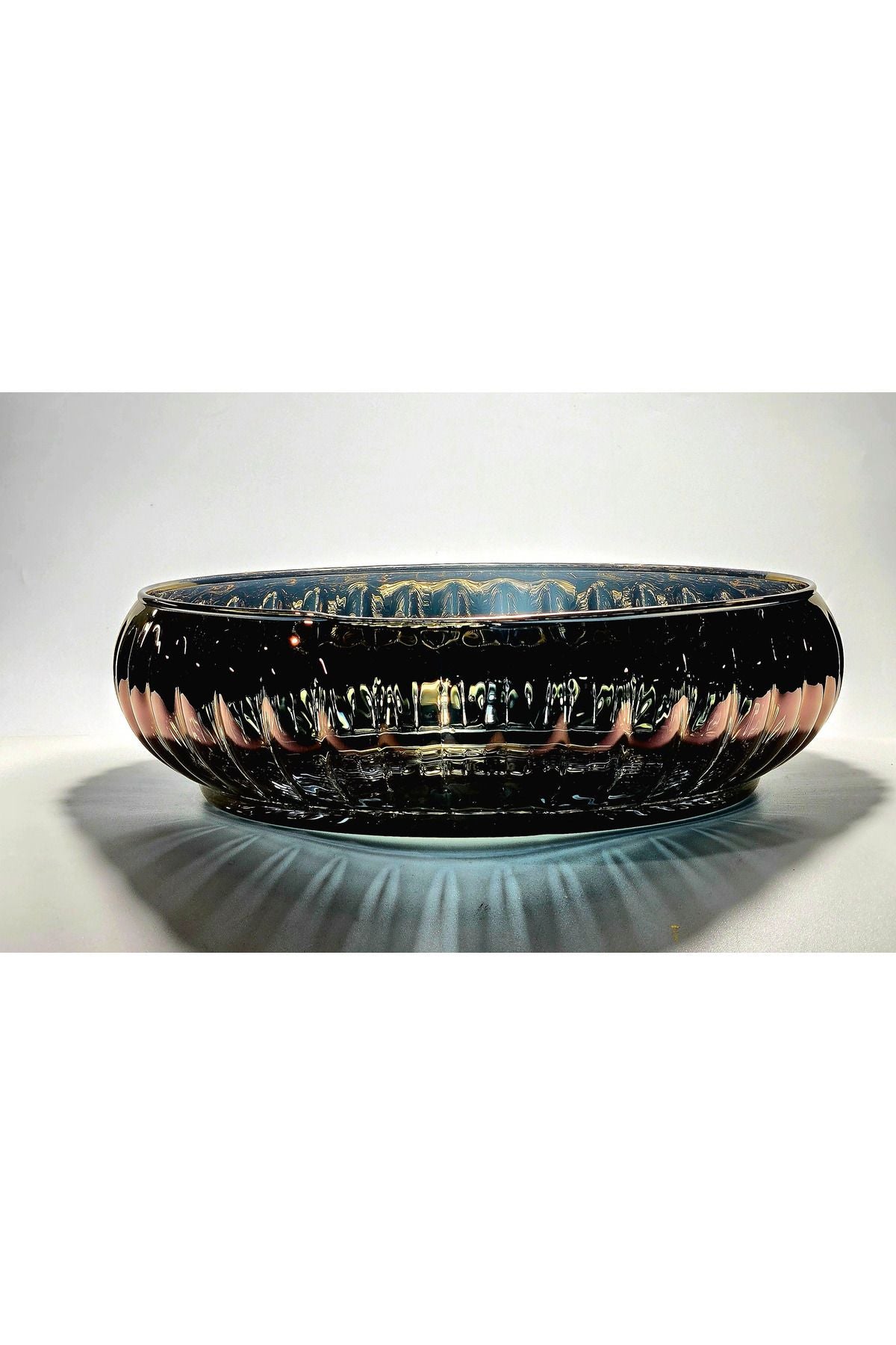 El Yapımı Titanyum Kaplama Bakır Renk Dekoratif Sunumluk Meyvelik Kase Ürün ikincil görseli