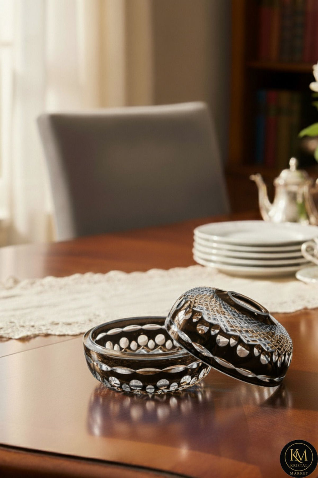 El Yapımı Kesme Kristal Royal Desen Dekoratif Sunumluk Kapalı Peçetelik Mumluk